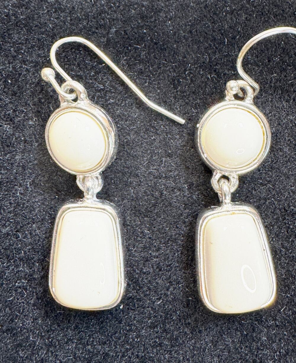 Silver Tone White Cabochon Dangle Earrings Vintage Rectangle Drop 1.5" E499